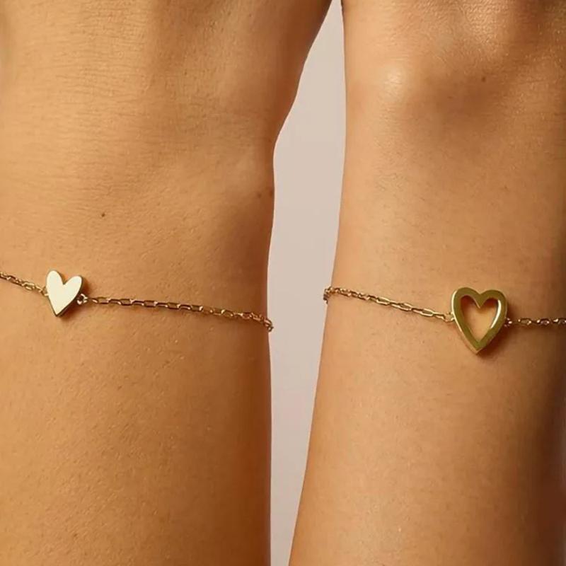 Matching Hearts mother-daughter bracelets – view 2